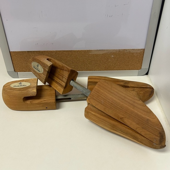 Brooks Brothers Men’s Shoe Stretcher - Picture 8 of 9